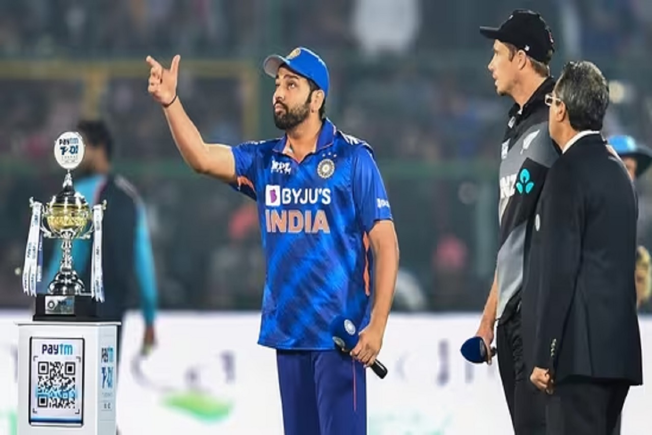 IND vs NZ: न्यूजीलैंड के कप्तान को रोहित शर्मा का खुला पैगाम, वर्ल्ड कप में रोहित शर्मा हर मैच में बना रहे हैं काफी ज्यादा रन Rohit Sharma's open message to New Zealand captain, Rohit Sharma is scoring a lot of runs in every match in the World Cup.